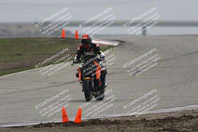 media/Nov-29-2025-TrackDaz (Sat) [[10ae2d9bce]]/B Group/Session 3 (Outside Grapevine)/